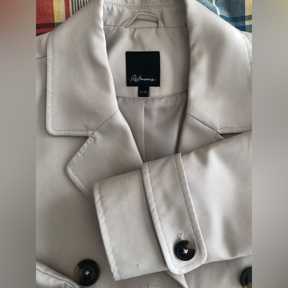 Excellent Condition Reitmans Light Grey Blazer - Picture 3 of 3